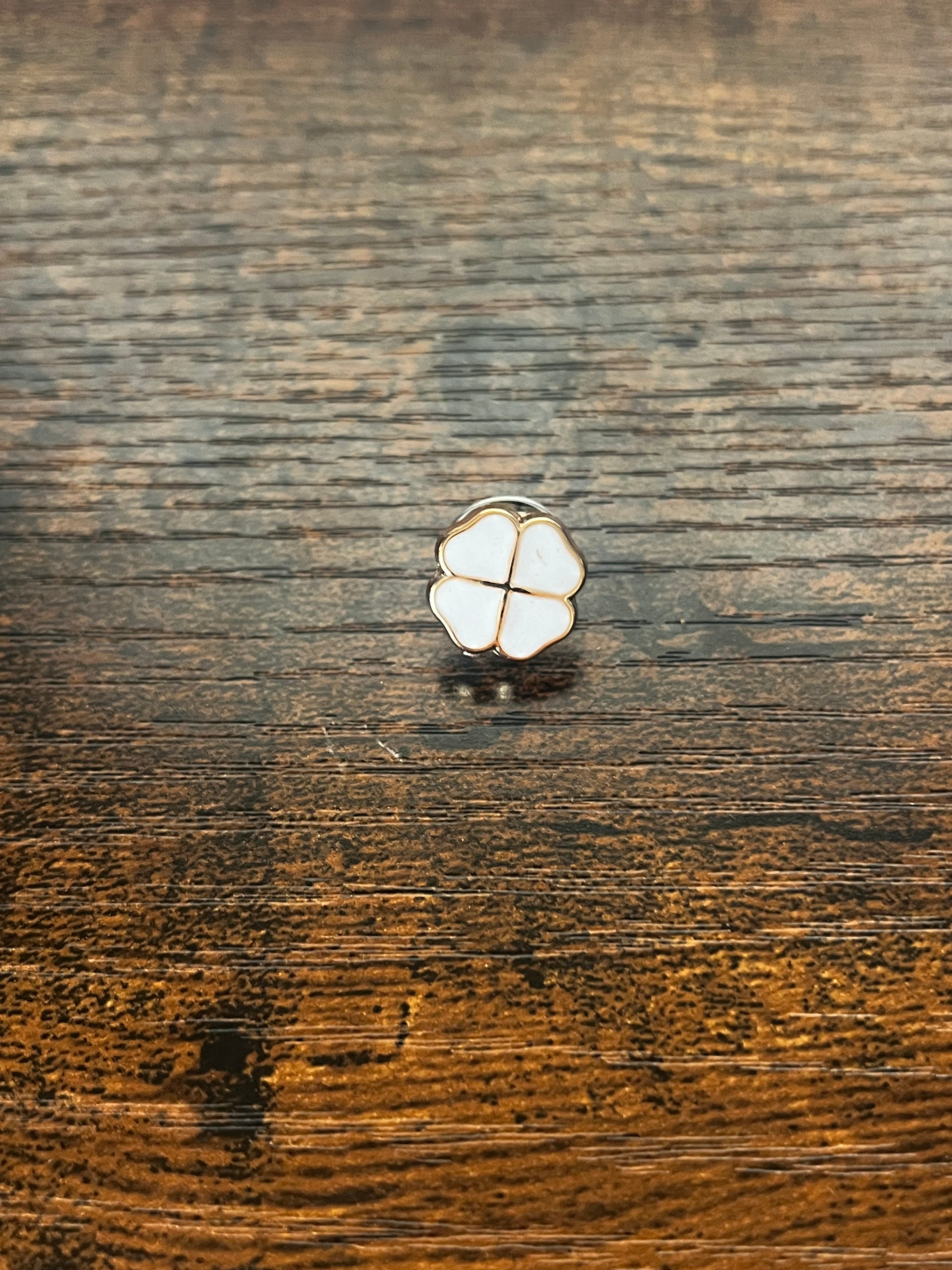 Large Clover Hat Pin white