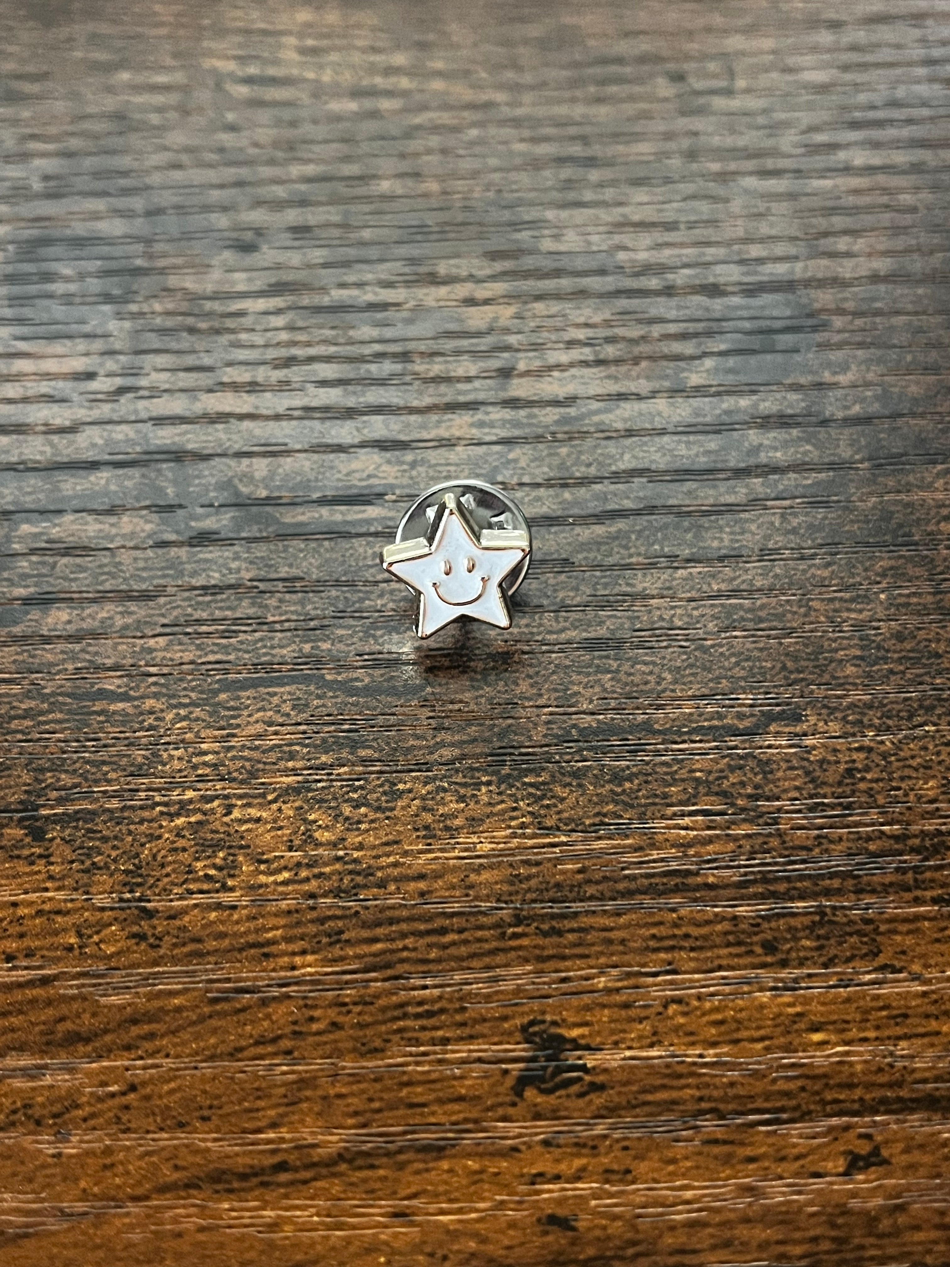 Star Smiley Hat Pin