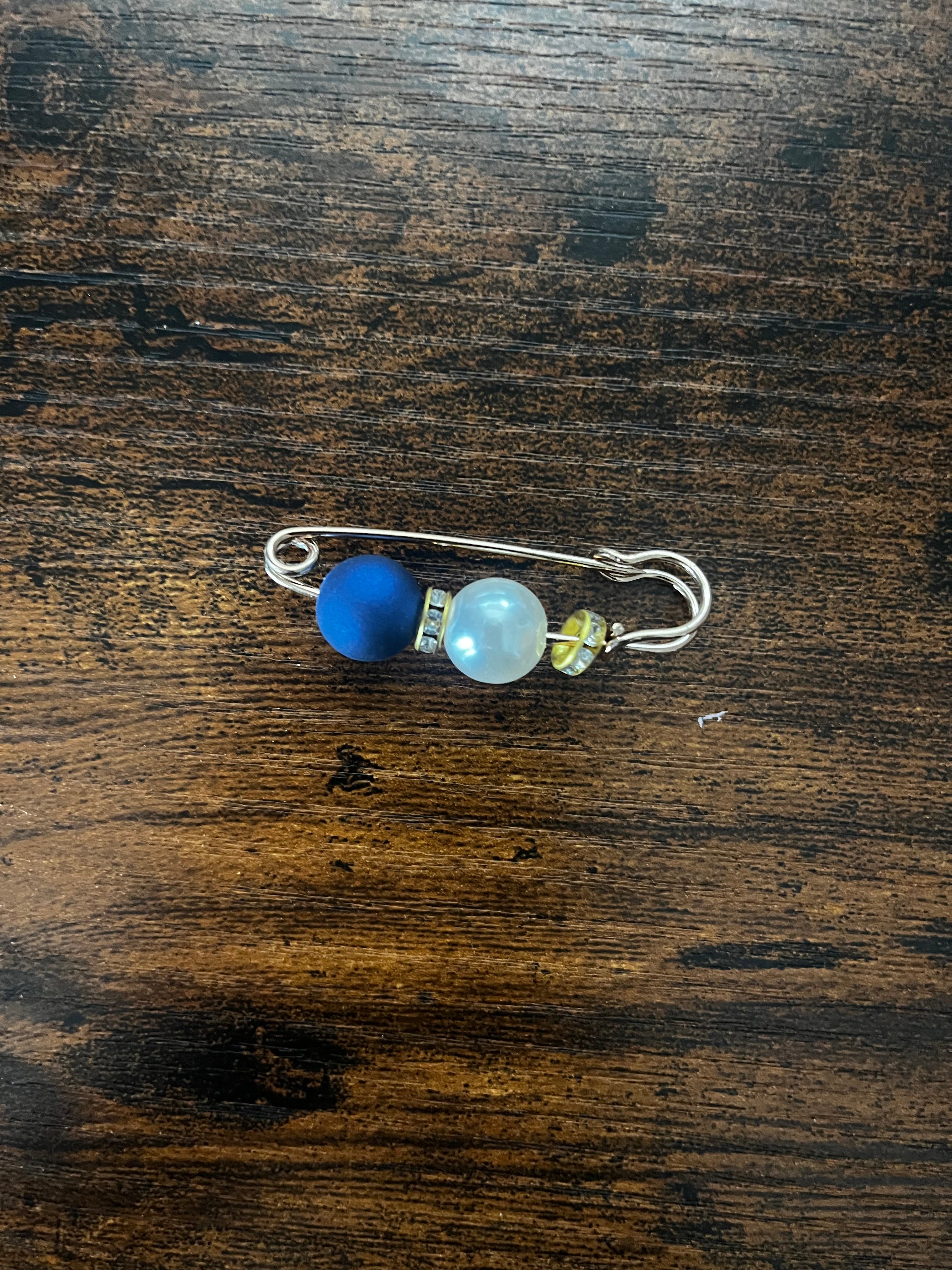 Blue & White Pearl Hat Pin