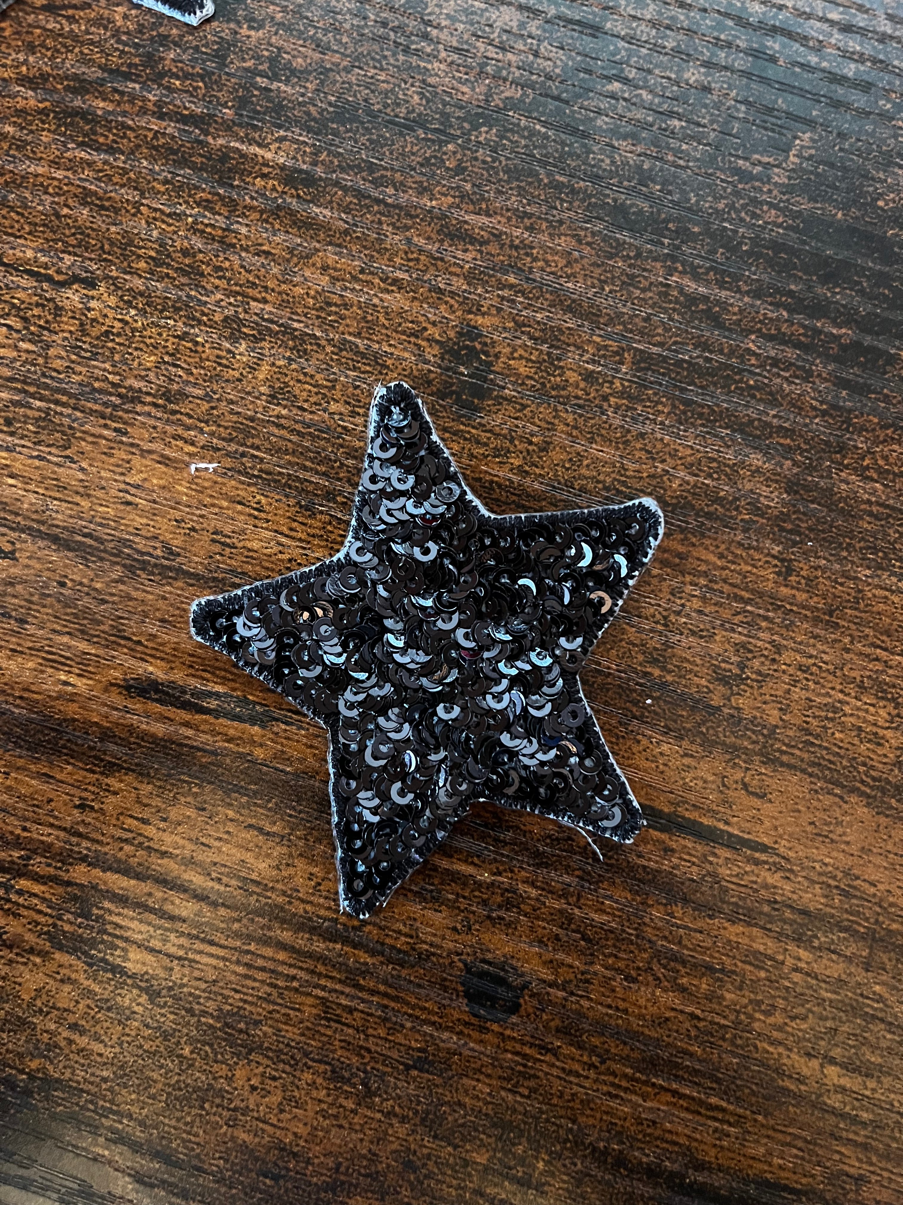 Black Sequin Star (Medium)