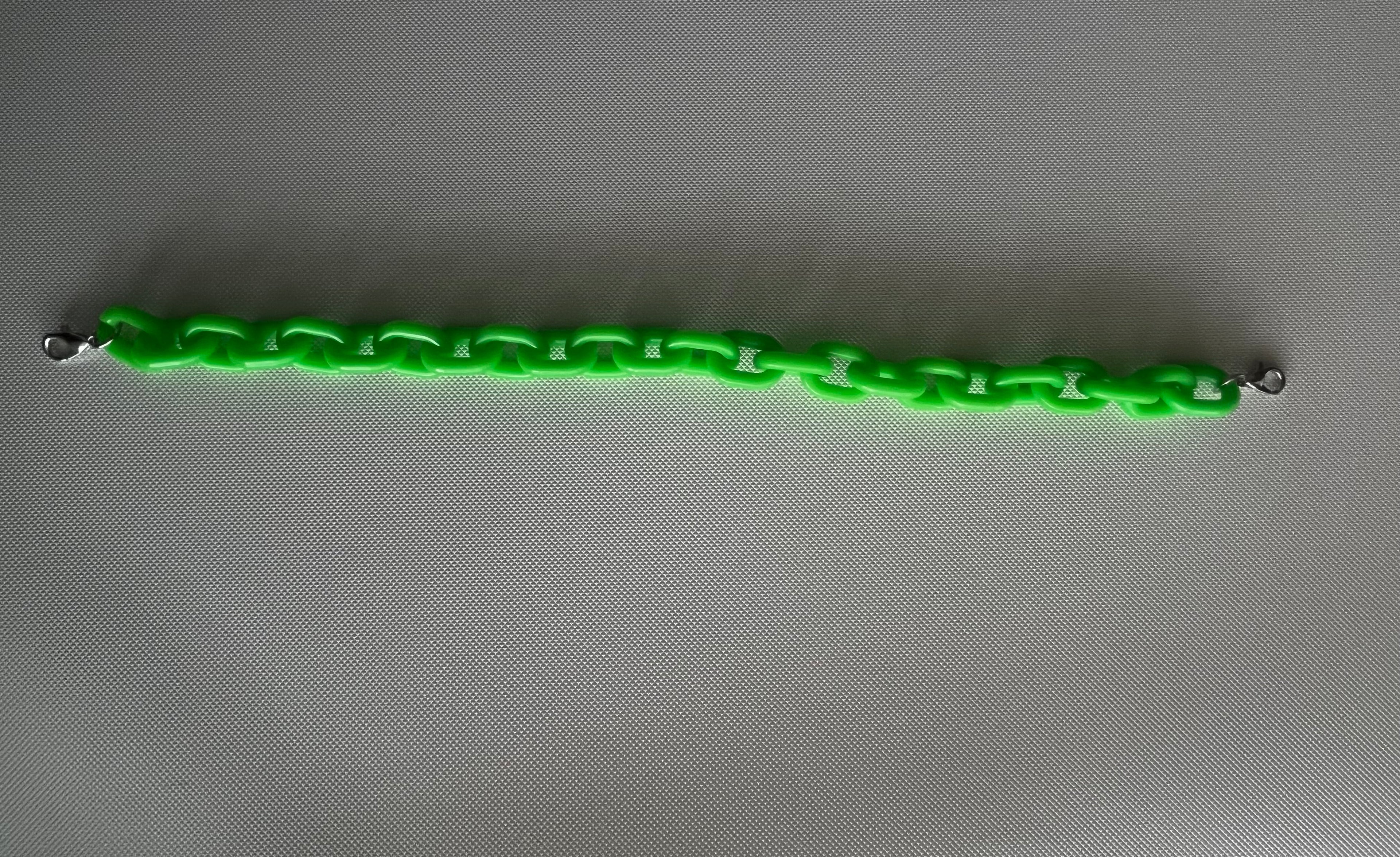 Green Hat Chain