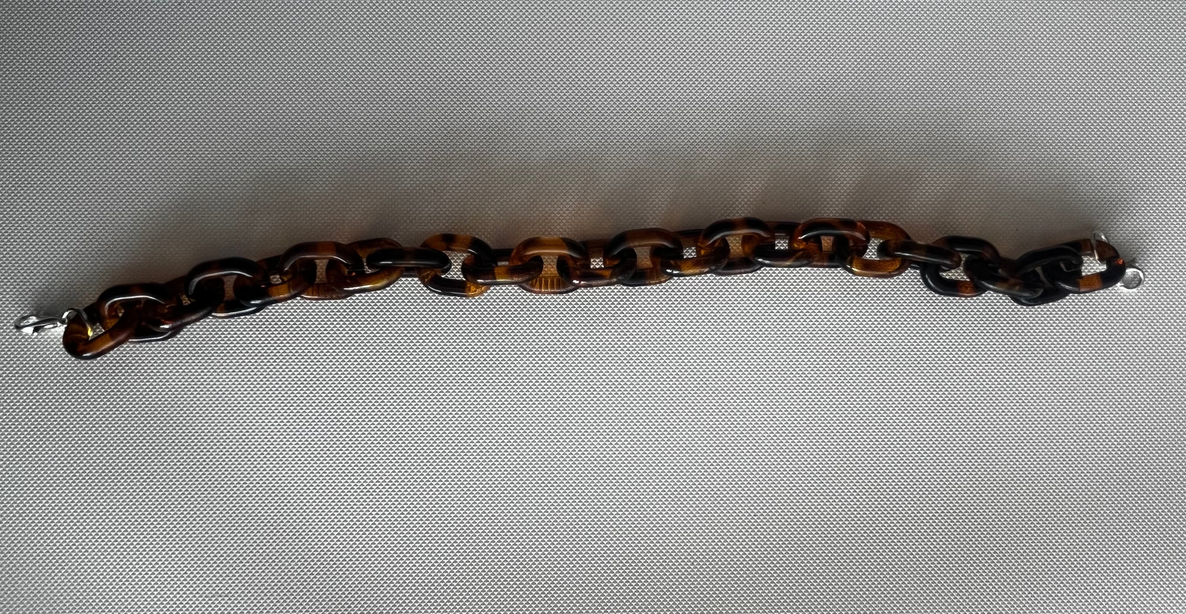 Tortoise Hat Chain