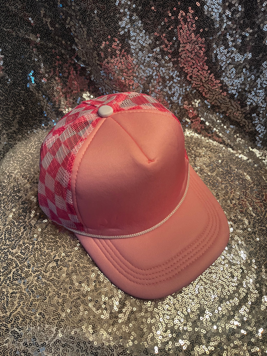 TRUCKER HAT CHECKER FOAM FRONT MESH BACK CAP LIGHT PINK