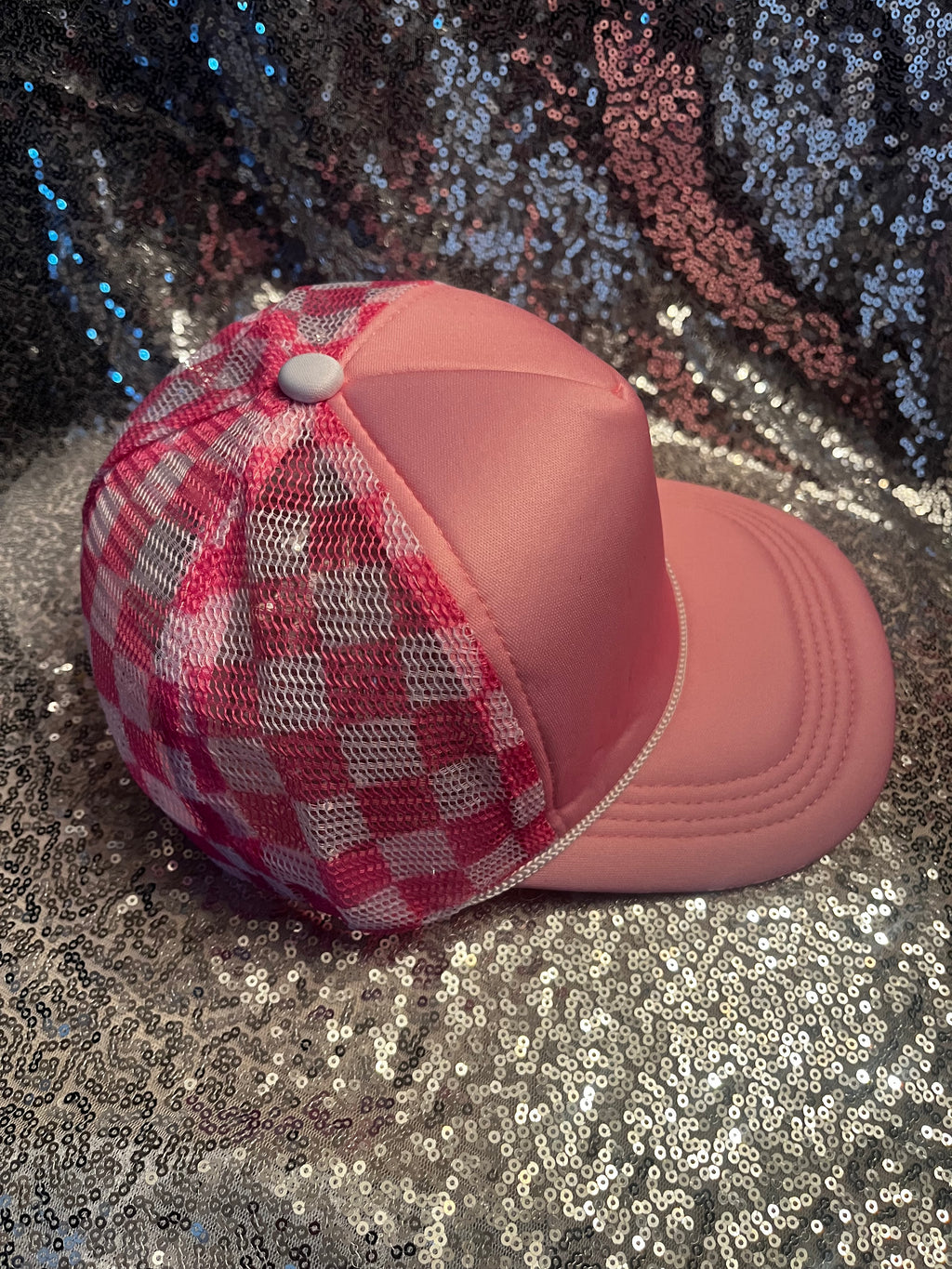 TRUCKER HAT CHECKER FOAM FRONT MESH BACK CAP LIGHT PINK